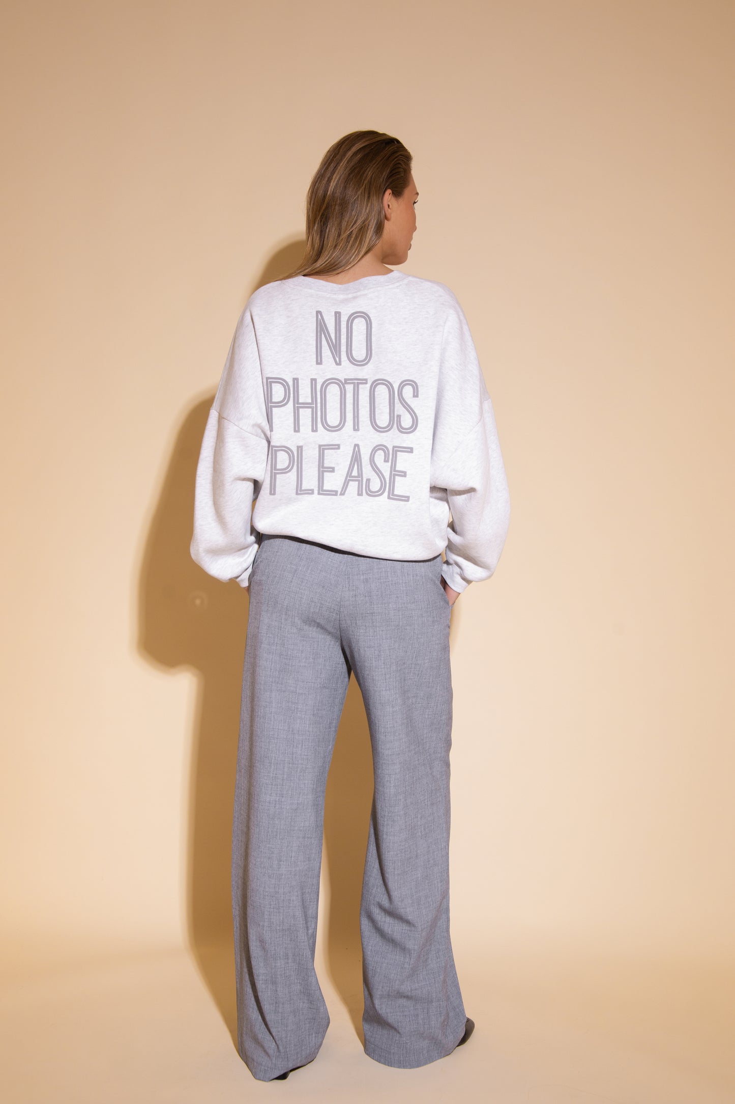 Henny Broek - Grey