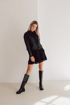 Mono Rok - Bobbie Rose