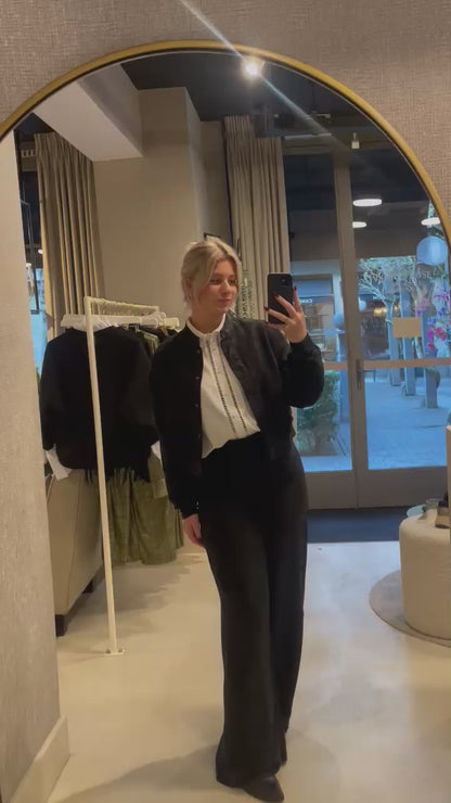 Linnie Broek